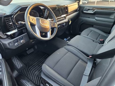 Used 2025 GMC Sierra 1500 Elevation RWD image 8