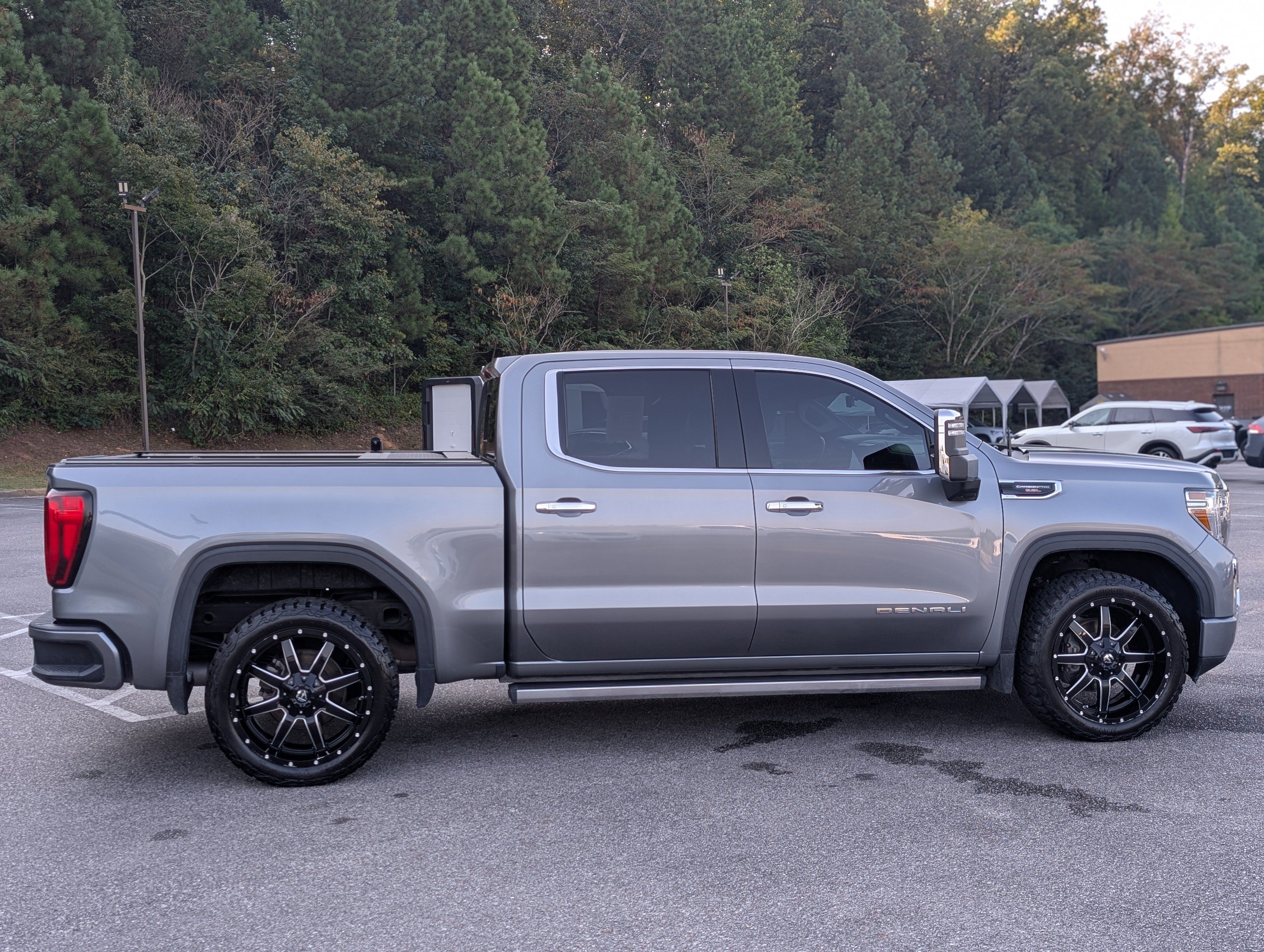 Used 2020 GMC Sierra 1500 Denali w/ Denali Ultimate Package AWD/4WD image 10