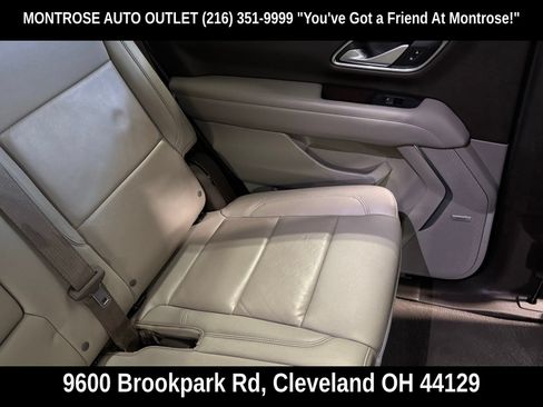 Used 2022 Chevrolet Tahoe Z71 w/ Z71 Off-Road Package AWD/4WD image 30