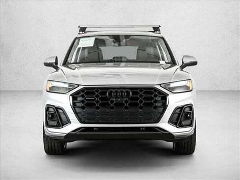 Used 2023 Audi Q5 2.0T Premium Plus w/ Premium Plus Package AWD/4WD image 2