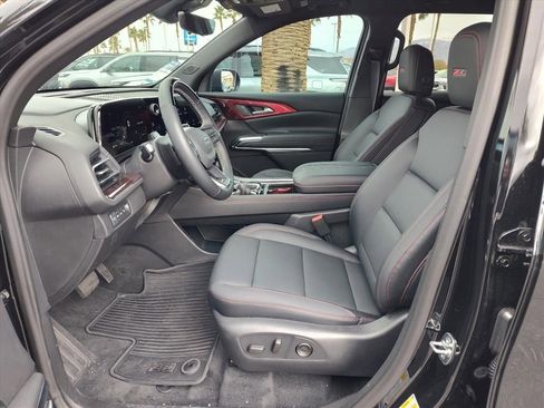 New 2026 Chevrolet Traverse Z71 w/ Enhanced Driving Package AWD/4WD image 5