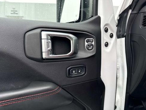 Used 2024 Jeep Wrangler Rubicon 392 image 10