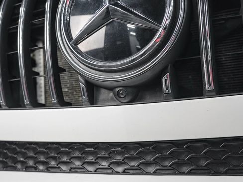 Used 2020 Mercedes-Benz GLE 450 GLE 450 4MATIC Sport Utility 4 image 4