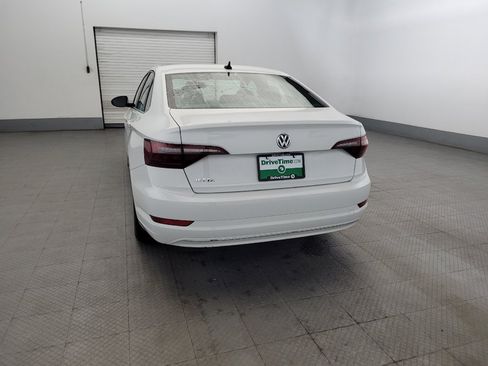 Used 2020 Volkswagen Jetta SE w/ SE Cold Weather Package FWD image 6