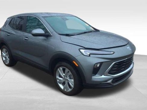 Used 2026 Buick Encore GX Preferred w/ Comfort Package image 6