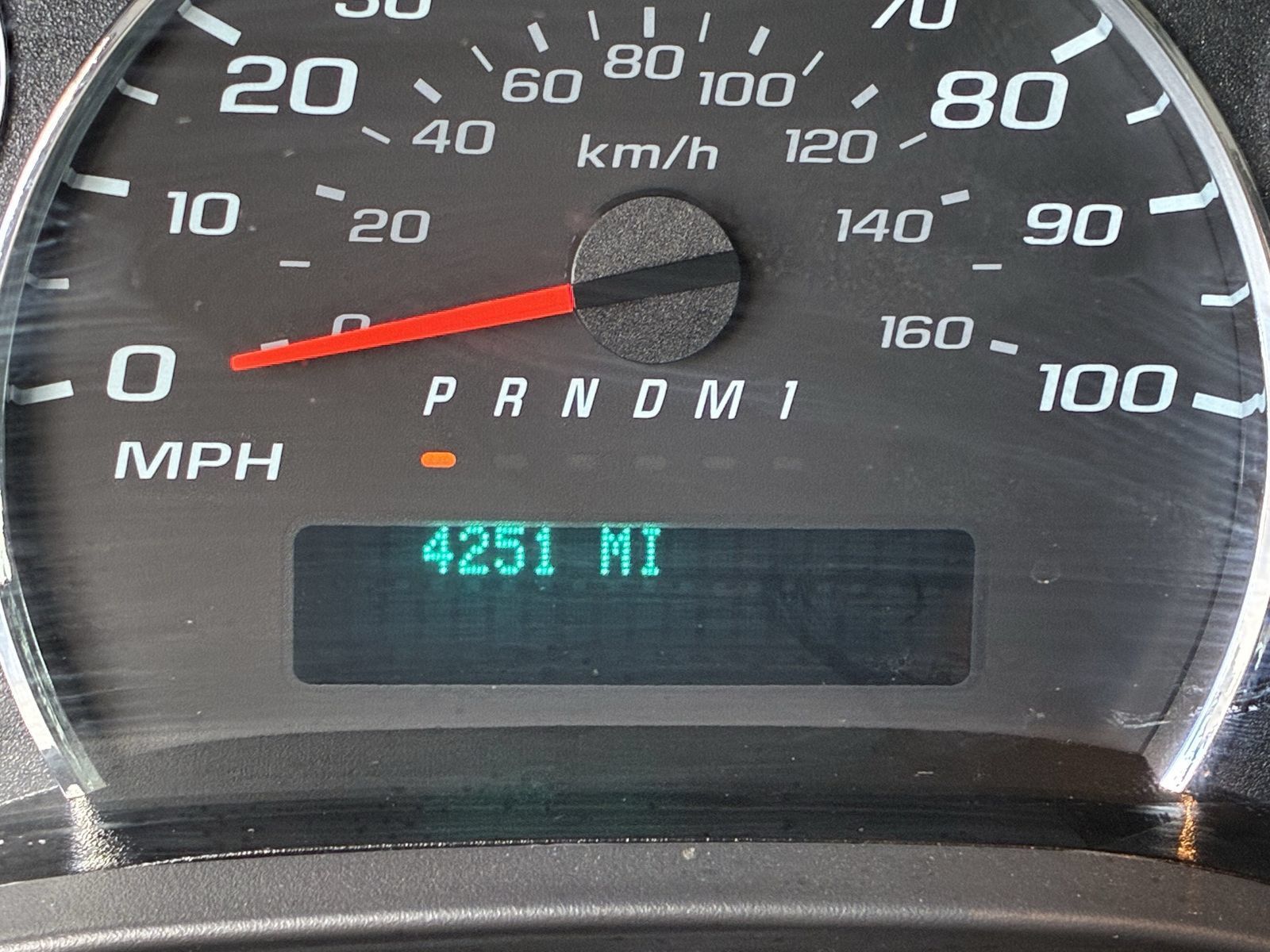 Used 2025 Chevrolet Express 2500 w/ Driver Convenience Package RWD image 7