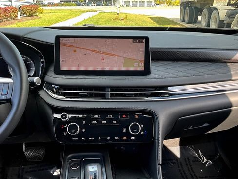 Certified 2025 INFINITI QX60 Autograph w/ Cargo Package image 21