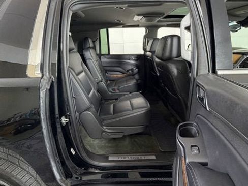 Used 2015 Chevrolet Suburban LTZ RWD image 6