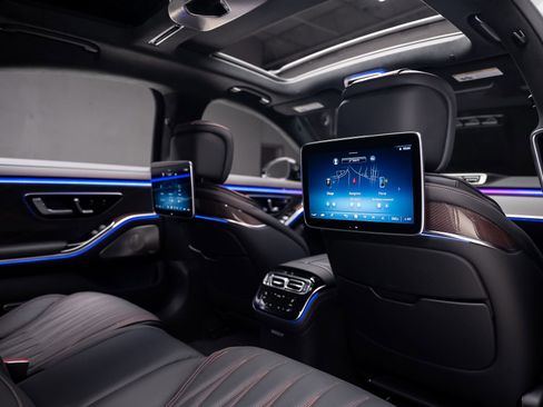 Used 2024 Mercedes-Benz S 63 AMG S image 76