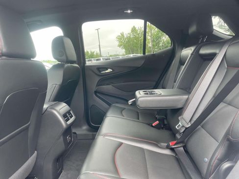 Used 2024 Chevrolet Equinox RS w/ RS Leather Package FWD image 11
