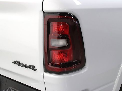 New 2026 RAM 1500 4x4 Crew Cab image 44