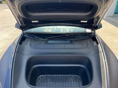 Used 2026 Tesla Model Y 2WD image 6