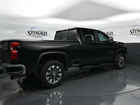 Used 2024 Chevrolet Silverado 2500 LT w/ All Star Edition AWD/4WD image 7