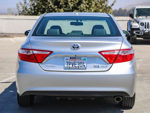 Used 2016 Toyota Camry XLE FWD image 6