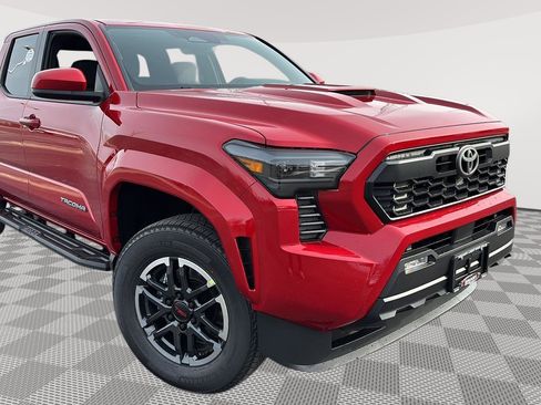 New 2026 Toyota Tacoma TRD Sport AWD/4WD image 4