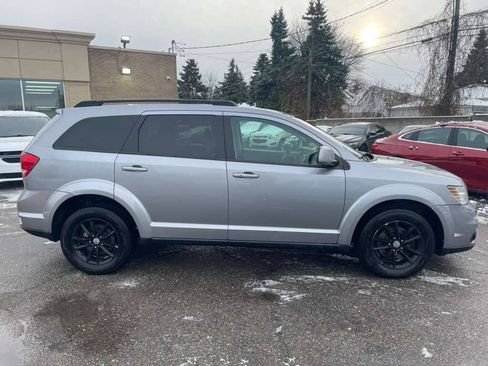 Used 2016 Dodge Journey SXT w/ Comfort/Convenience Group AWD/4WD image 5