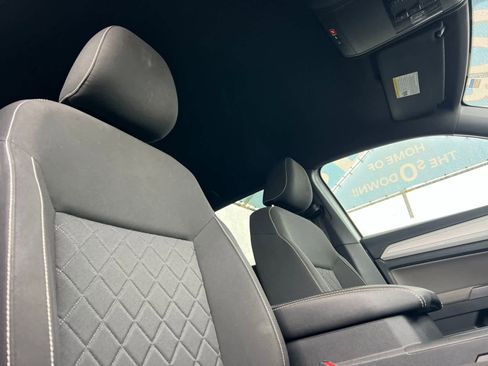 Used 2021 Volkswagen Atlas Cross Sport S image 18