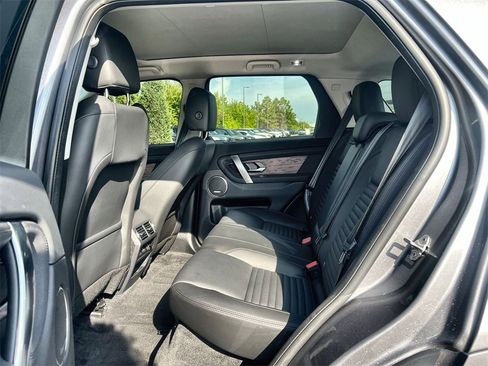 Used 2025 Land Rover Discovery Sport S image 15
