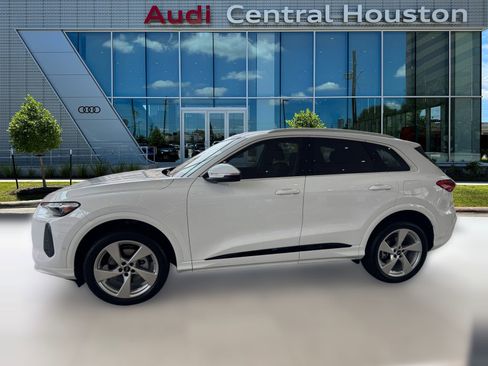 New 2025 Audi Q5 Premium Plus image 2