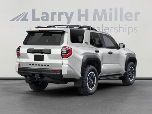 New 2026 Toyota 4Runner TRD Off-Road image 5