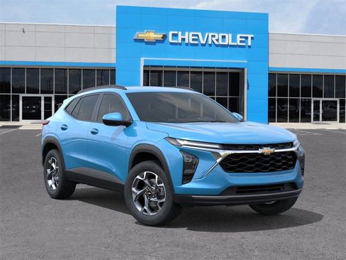 New 2026 Chevrolet Trax LT w/ Driver Confidence Package image 7