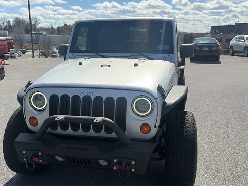 Used 2010 Jeep Wrangler Sport image 19