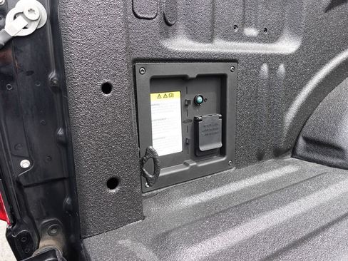 Used 2024 Ford F150 Lariat AWD/4WD image 31