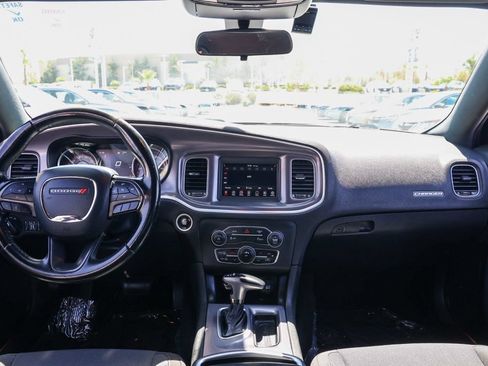 Used 2019 Dodge Charger SXT RWD image 22