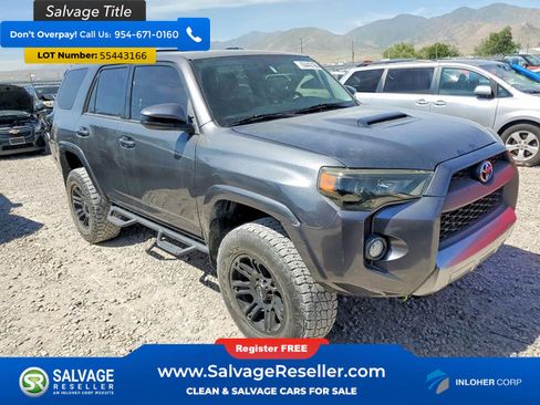 Used 2017 Toyota 4Runner TRD Off-Road AWD/4WD image 5