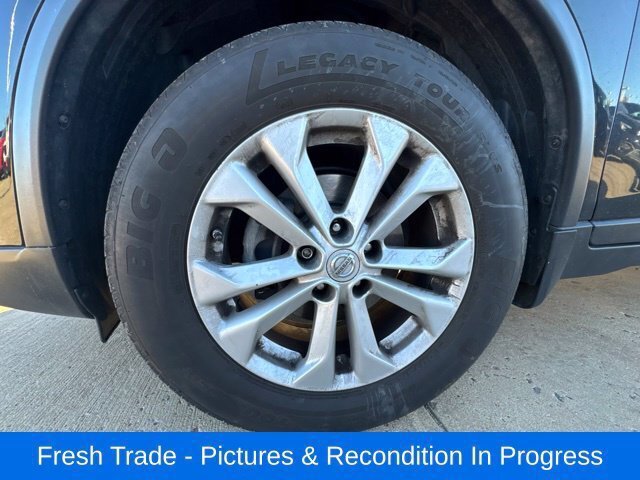 Used 2014 Nissan Rogue SV AWD/4WD image 10