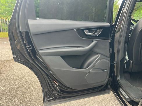 Used 2018 Audi Q7 3.0T Prestige w/ Prestige Package AWD/4WD image 12
