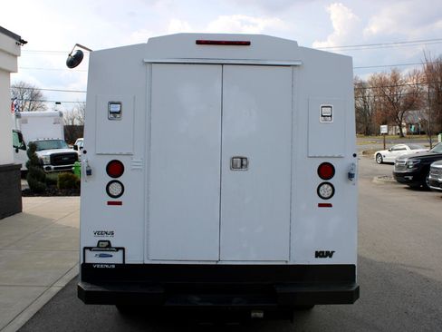 Used 2012 Chevrolet Express 3500 image 5