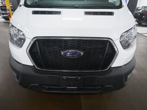 Used 2024 Ford Transit 250 Low Roof AWD w/ Exterior Upgrade Package image 20