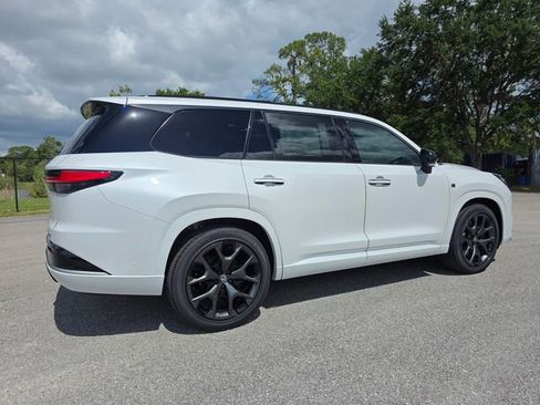 New 2026 Lexus TX 500h AWD image 3