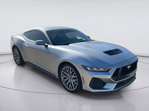 Used 2024 Ford Mustang GT Premium RWD image 5