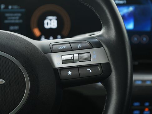 Used 2024 Hyundai Kona SEL image 25