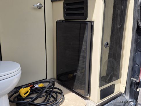 Used 2020 Mercedes-Benz Sprinter 2500 image 7