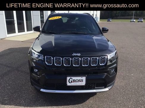 Used 2024 Jeep Compass Limited AWD/4WD image 3