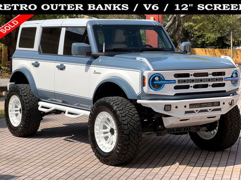 Used 2024 Ford Bronco Outer Banks AWD/4WD image 1