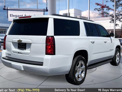 Used 2016 Chevrolet Suburban LT w/ Luxury Package AWD/4WD image 5
