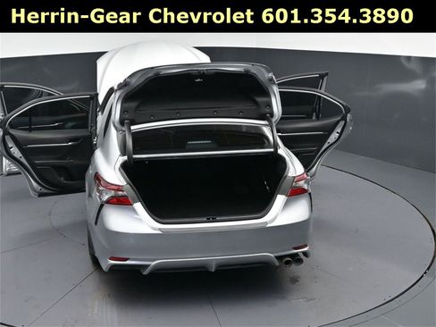 Used 2024 Toyota Camry SE image 49