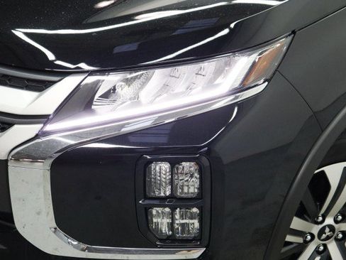 New 2026 Mitsubishi Outlander Sport ES image 2