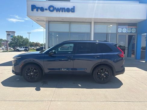 Used 2026 Honda CR-V Sport Touring image 8