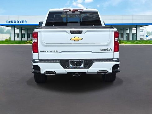 New 2026 Chevrolet Silverado 1500 High Country AWD/4WD image 7