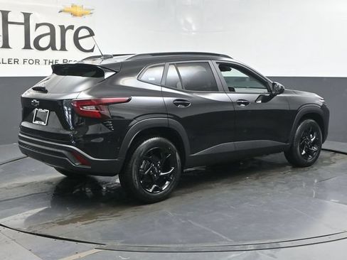New 2026 Chevrolet Trax LT w/ Driver Confidence Package FWD image 28