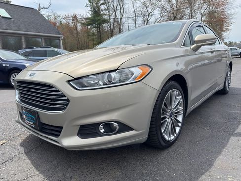 Used 2015 Ford Fusion SE w/ Equipment Group 202A AWD/4WD image 3