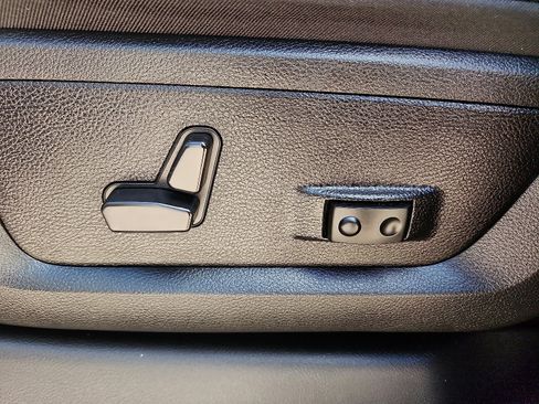 Used 2024 RAM 2500 Laramie w/ Safety Group image 13