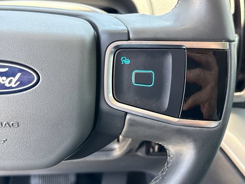 Used 2025 Ford Expedition Max Active RWD image 16