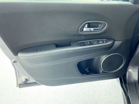 Used 2016 Honda HR-V EX image 22