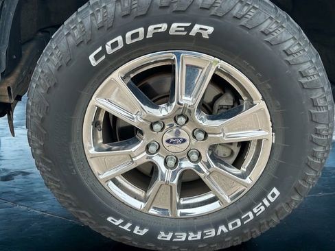 Used 2015 Ford F150 XLT w/ Equipment Group 302A Luxury image 20